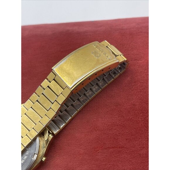 Vintage 1980s Seiko A639-5009 LCD Chronograph Watch Gold Tone Dead Battery - Picture 8 of 10